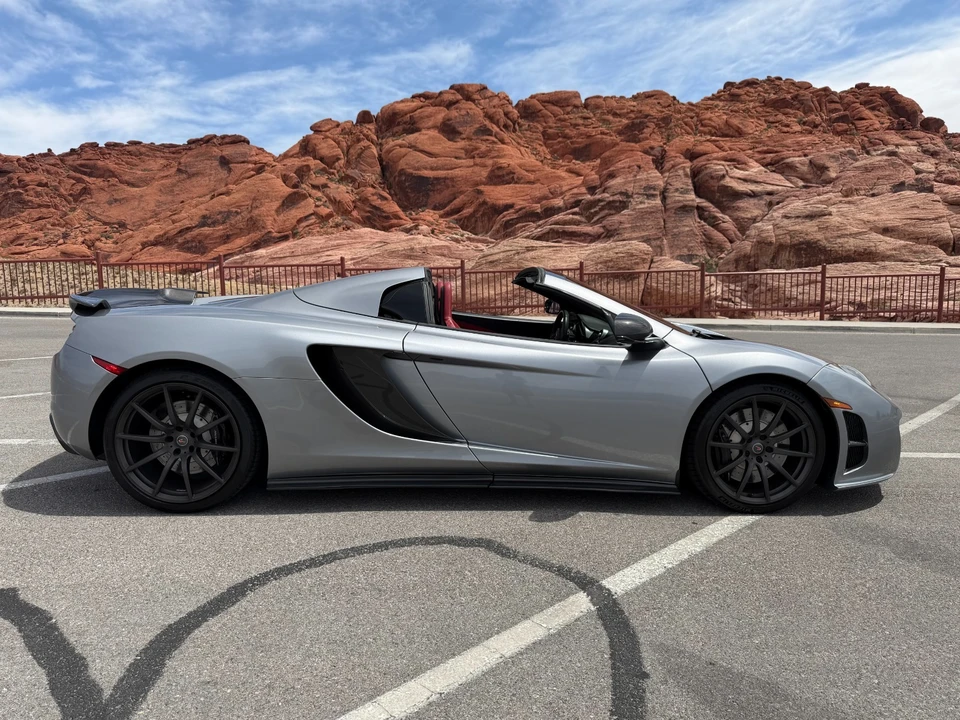 2014 McLaren MP4-12C Spider - Image 19 of 25