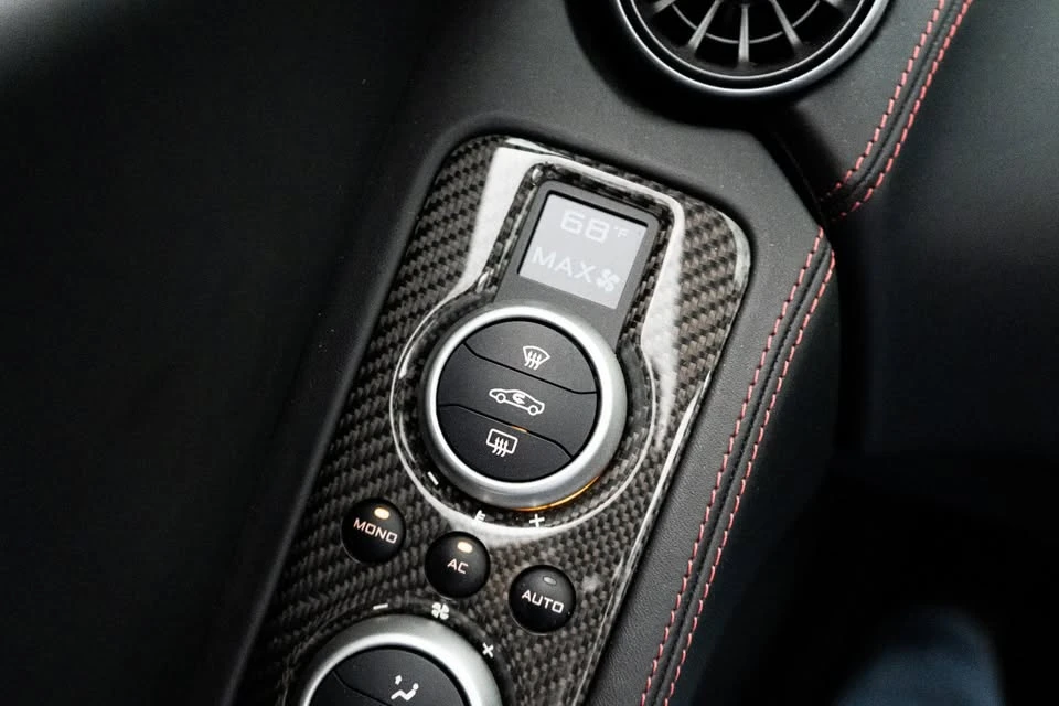 2014 McLaren MP4-12C Spider - Image 15 of 19