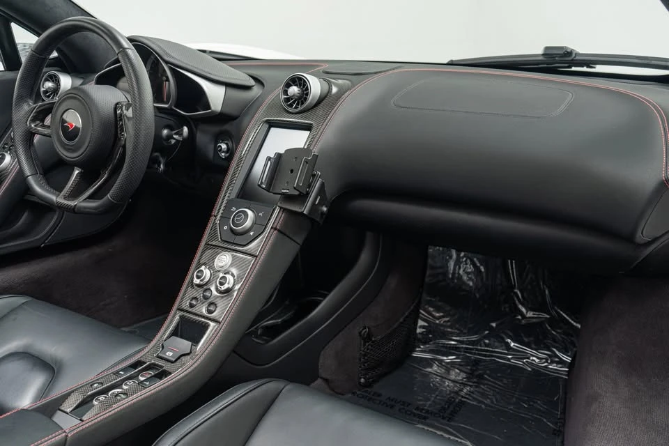 2014 McLaren MP4-12C Spider - Image 13 of 19