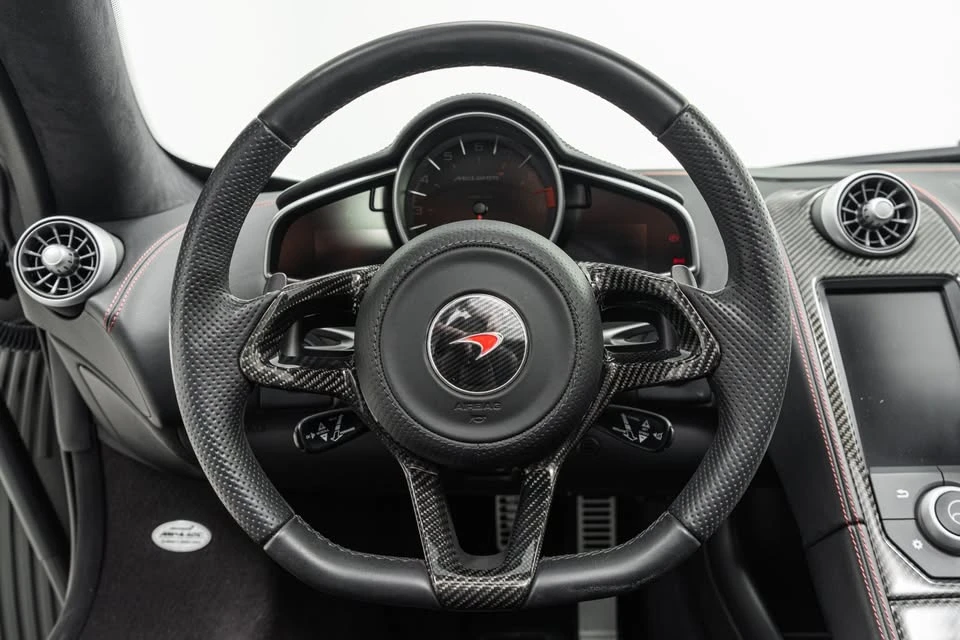 2014 McLaren MP4-12C Spider - Image 14 of 19