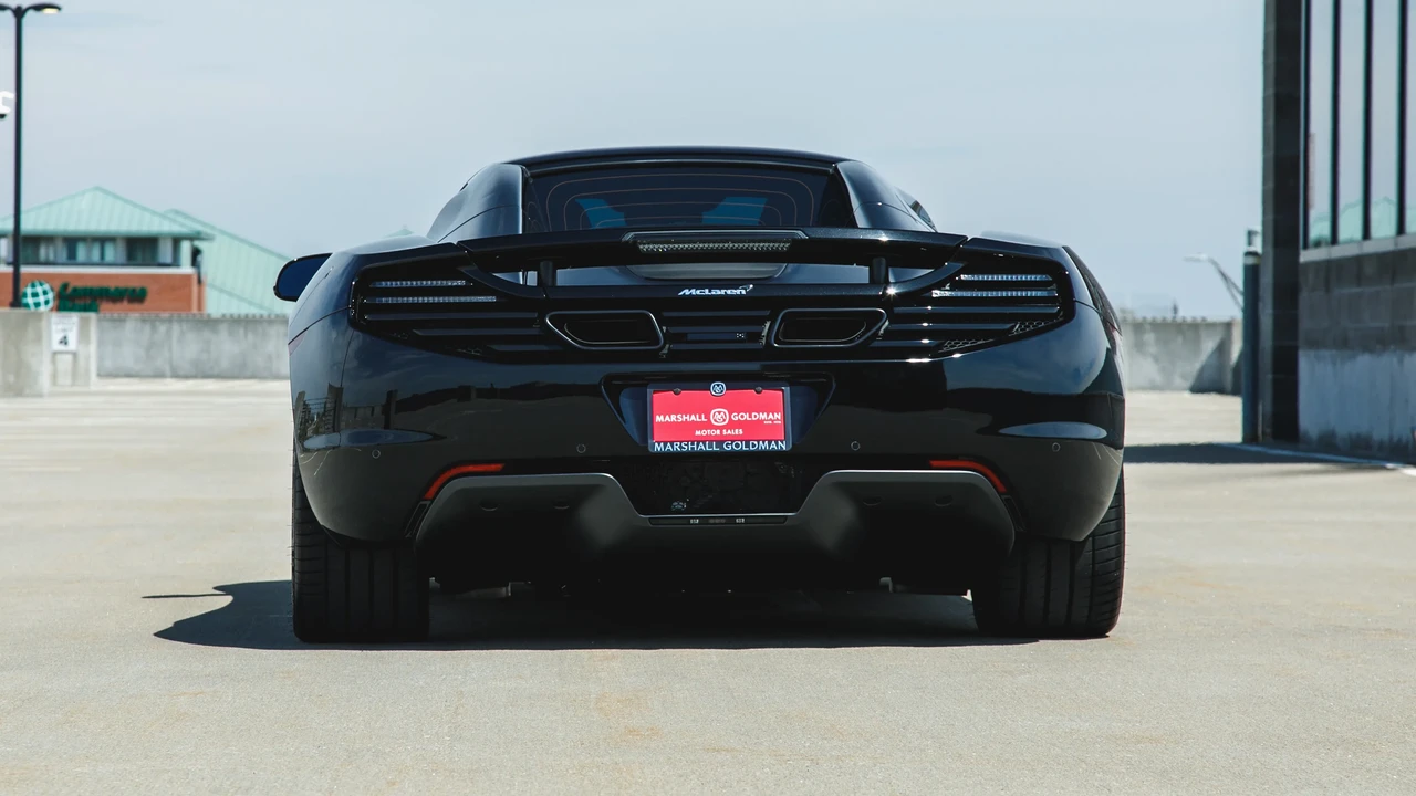 2014 McLaren MP4-12C Spider - Image 9 of 31
