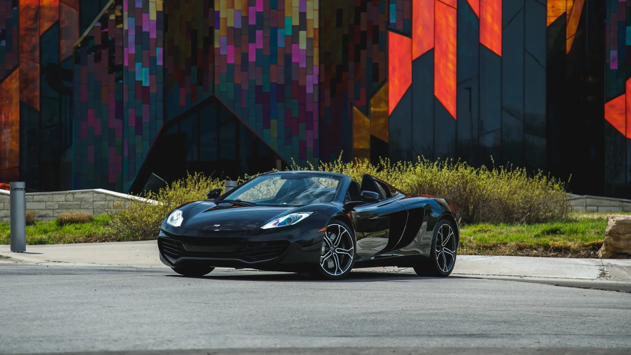 2014 McLaren MP4-12C Spider - Image 11 of 31