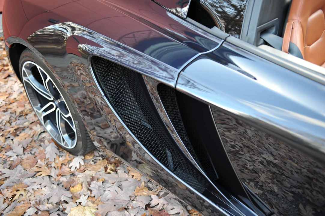 2014 McLaren MP4-12C Spider - Image 17 of 31