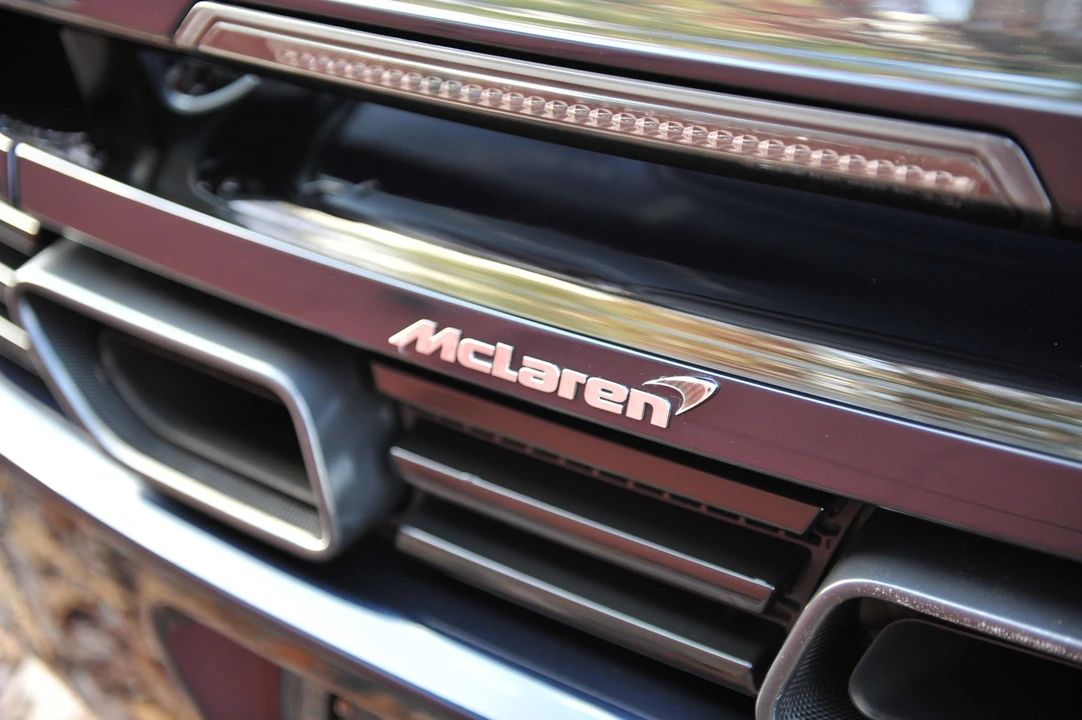 2014 McLaren MP4-12C Spider - Image 19 of 31