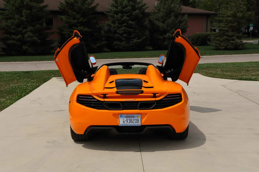 2014 McLaren MP4-12C Spider - Image 11 of 30