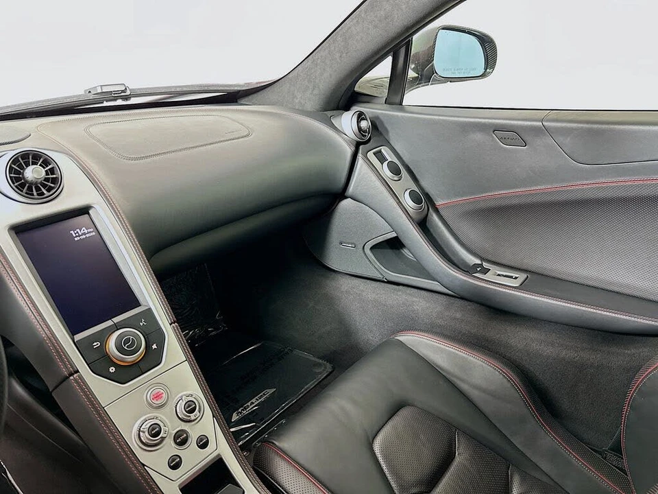 2014 McLaren MP4-12C Spider - Image 16 of 18