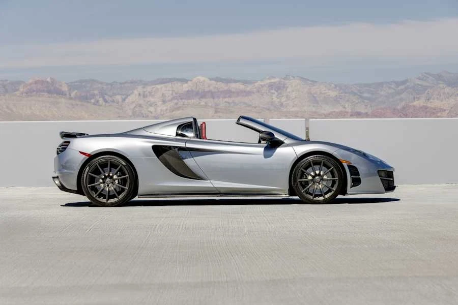 2014 McLaren MP4-12C Spider - Image 2 of 31