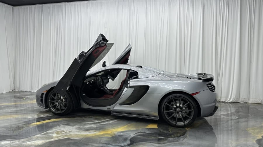 2014 McLaren MP4-12C Spider - Image 19 of 31