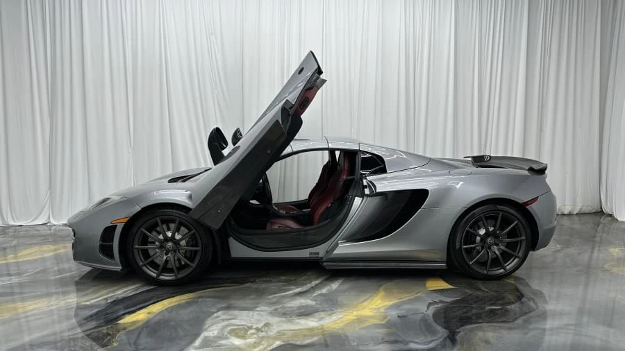 2014 McLaren MP4-12C Spider - Image 17 of 31