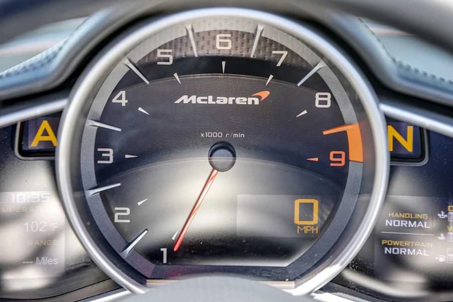 2014 McLaren MP4-12C Spider - Image 31 of 31