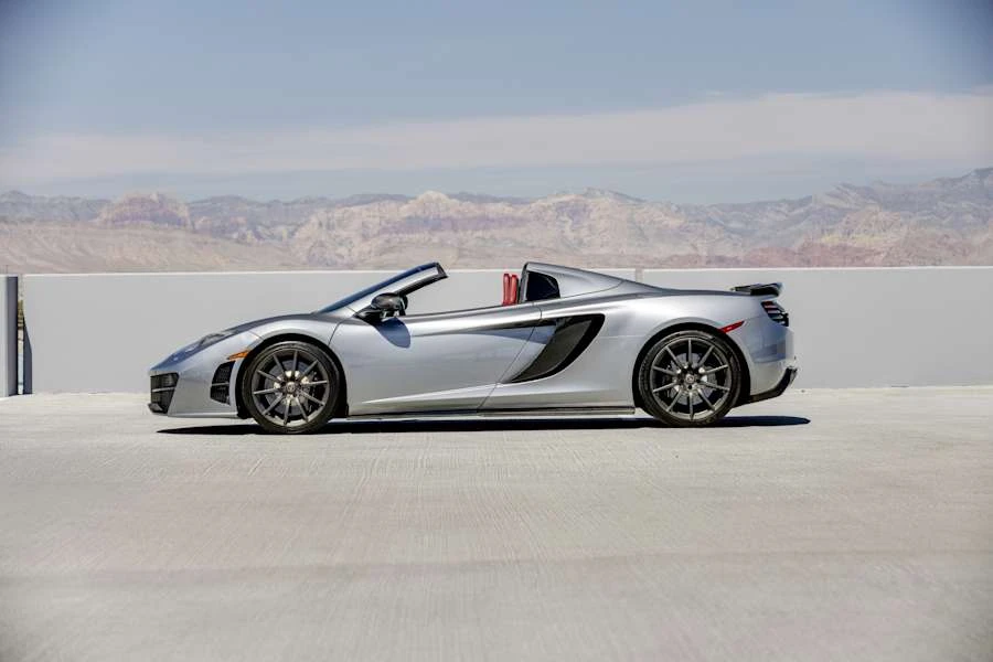 2014 McLaren MP4-12C Spider - Image 23 of 31