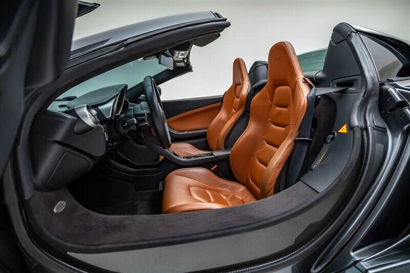 2014 McLaren MP4-12C Spider - Image 27 of 31