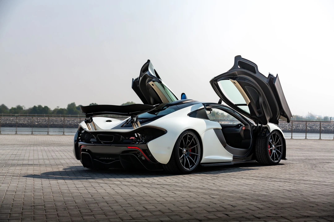 2014 McLaren P1 - Image 4 of 31
