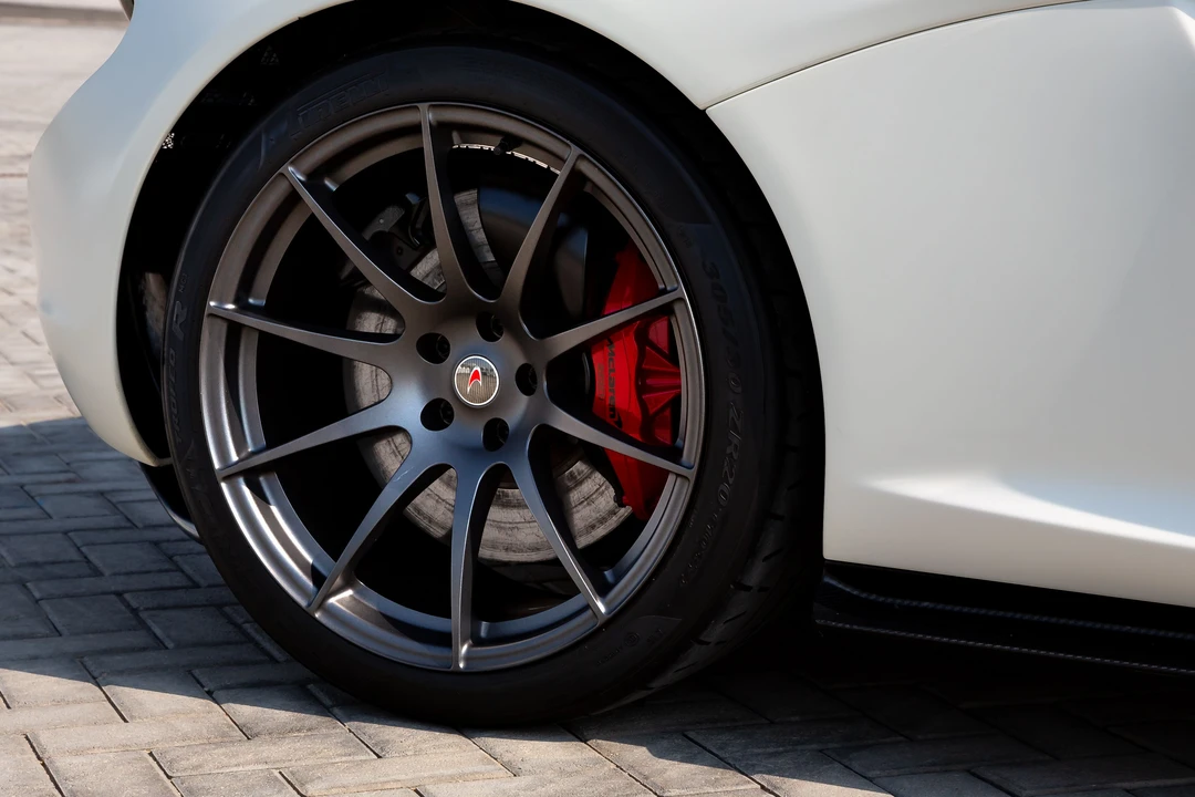 2014 McLaren P1 - Image 9 of 31