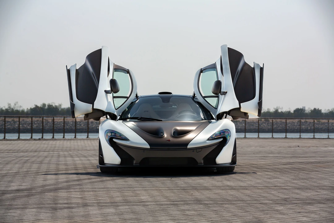 2014 McLaren P1 - Image 20 of 31