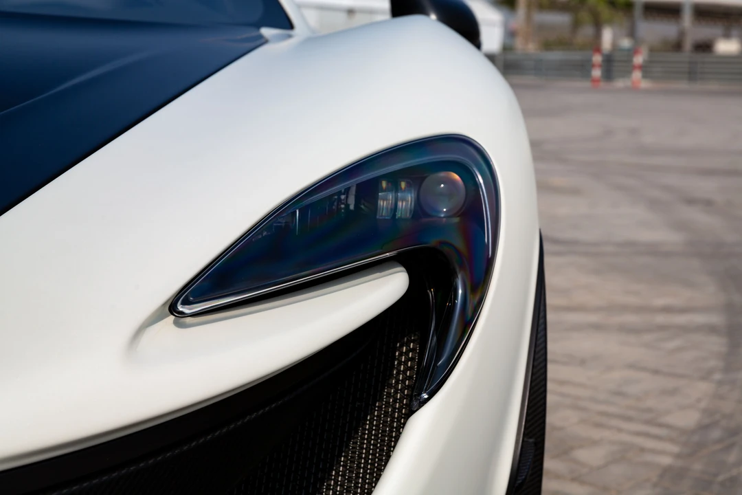 2014 McLaren P1 - Image 28 of 31