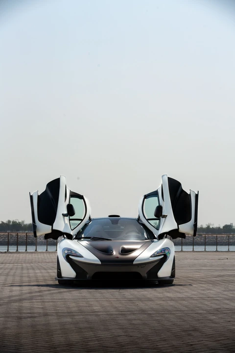 2014 McLaren P1 - Image 19 of 31