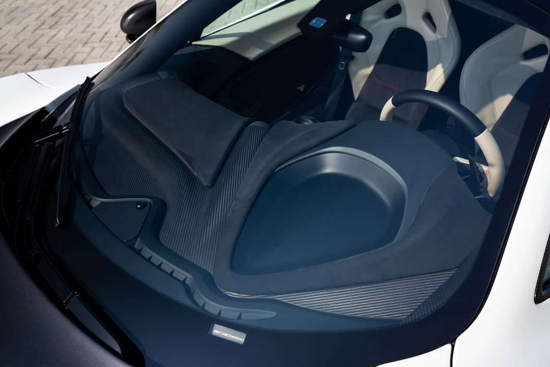 2014 McLaren P1 - Image 11 of 31