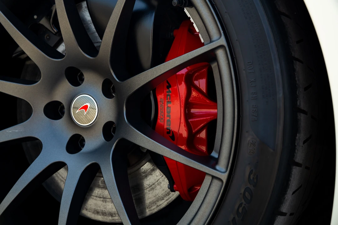 2014 McLaren P1 - Image 29 of 31