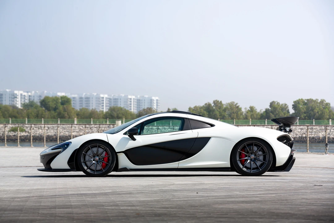 2014 McLaren P1 - Image 12 of 31
