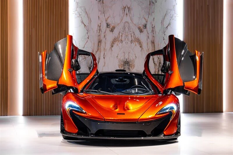 2014 McLaren P1 - Image 4 of 31
