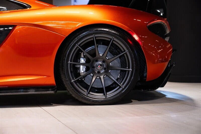 2014 McLaren P1 - Image 26 of 31