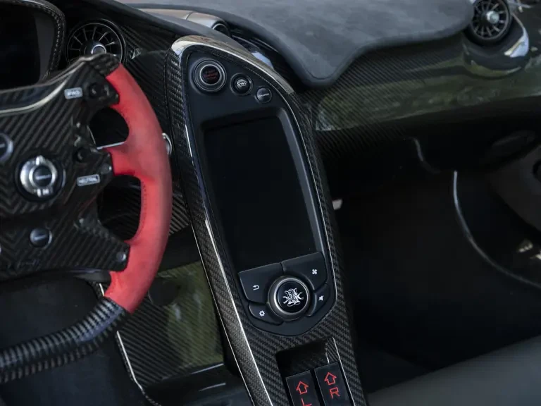 2014 McLaren P1 - Image 17 of 31