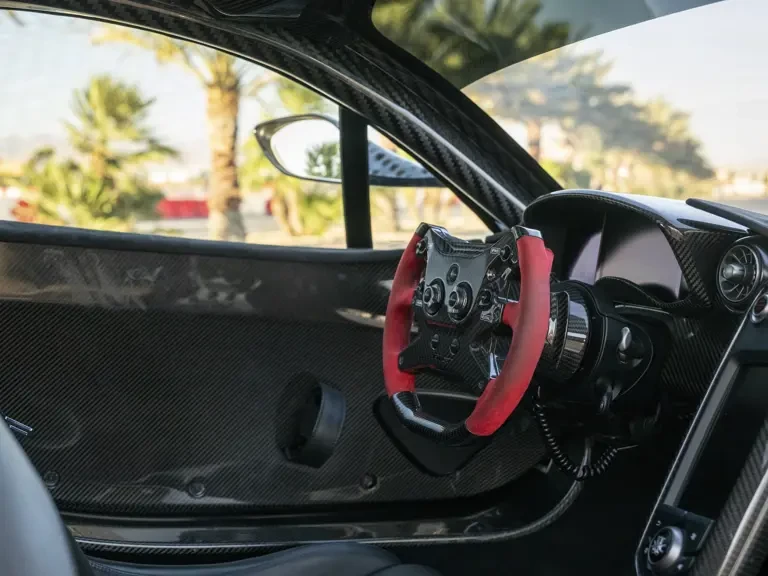 2014 McLaren P1 - Image 12 of 31