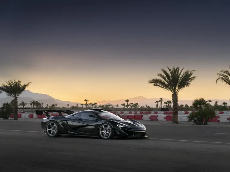 2014 McLaren P1 - Image 24 of 31