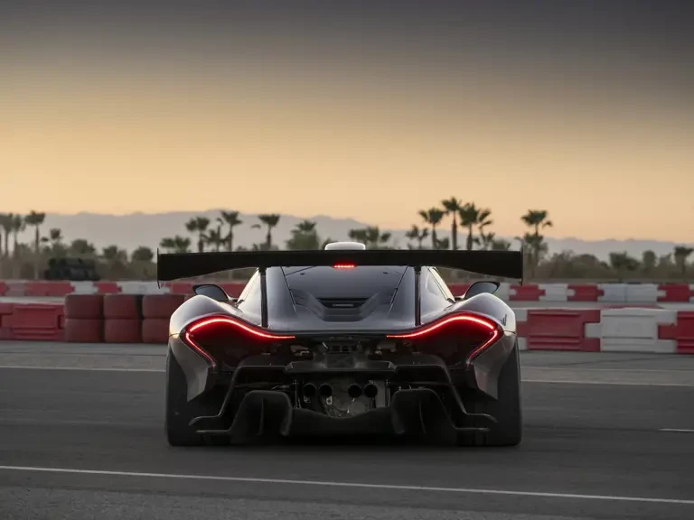 2014 McLaren P1 - Image 7 of 31