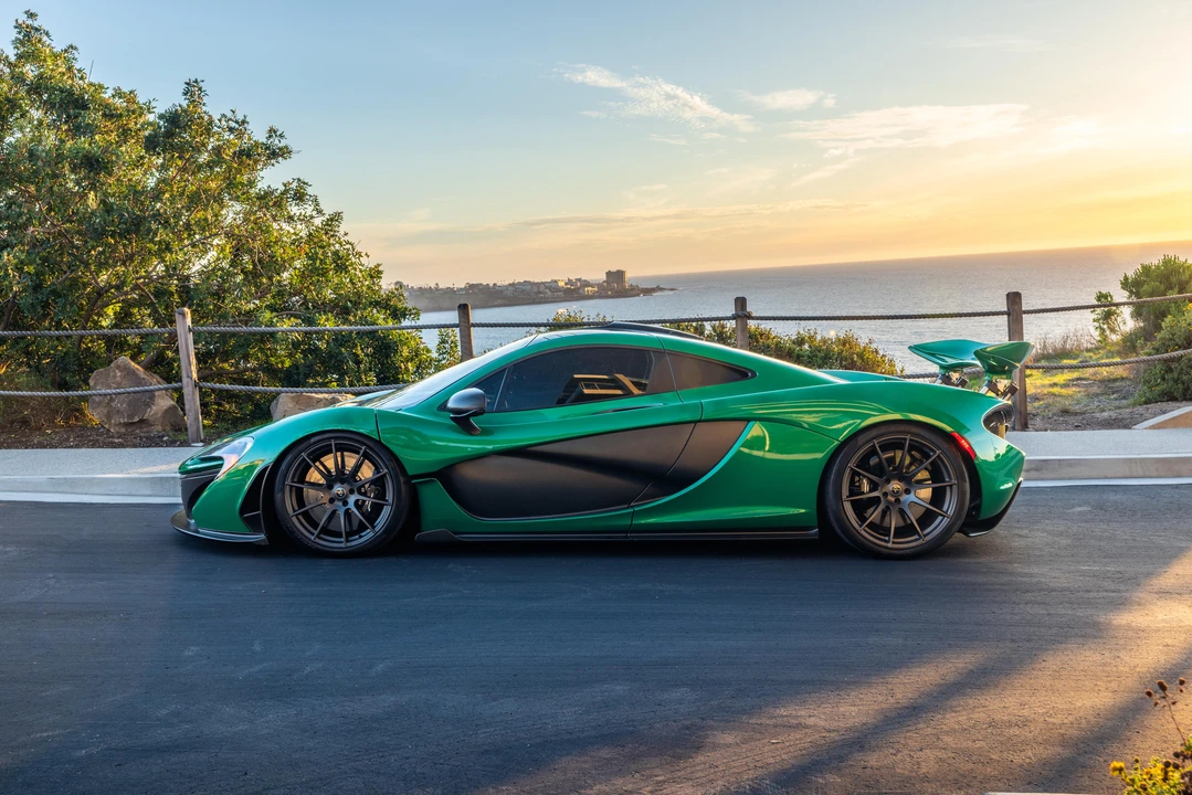 2014 McLaren P1 - Image 13 of 31