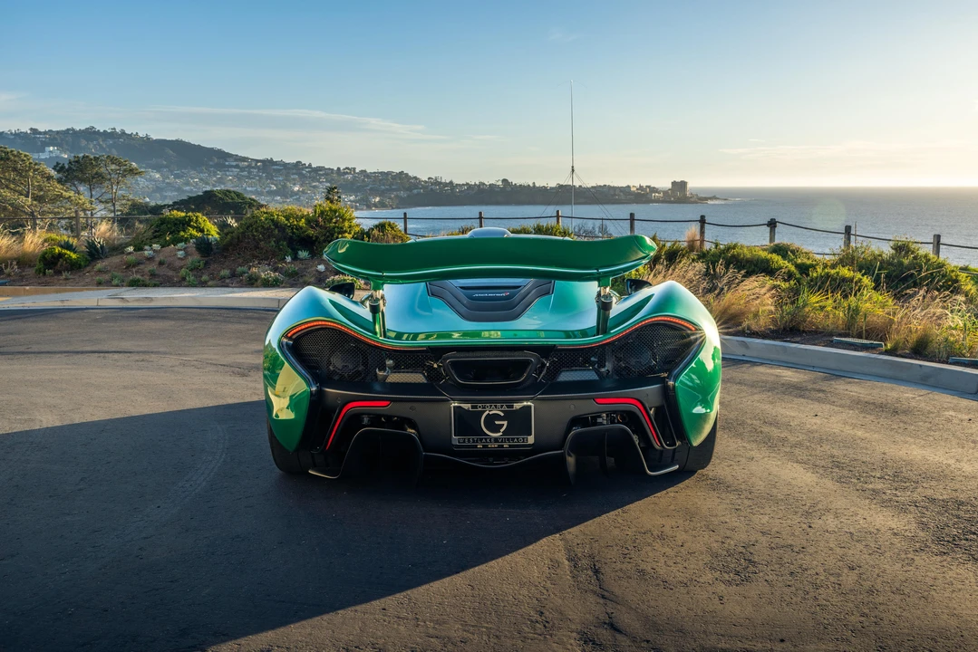 2014 McLaren P1 - Image 17 of 31