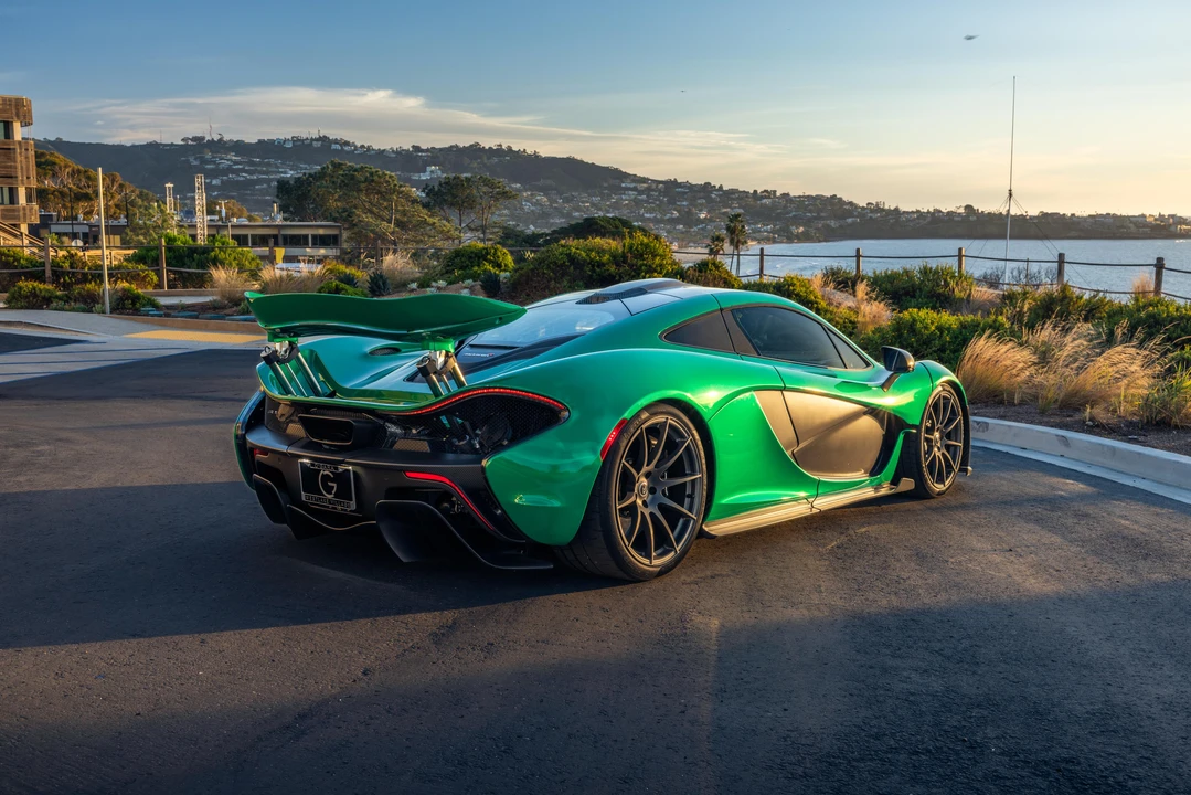 2014 McLaren P1 - Image 21 of 31