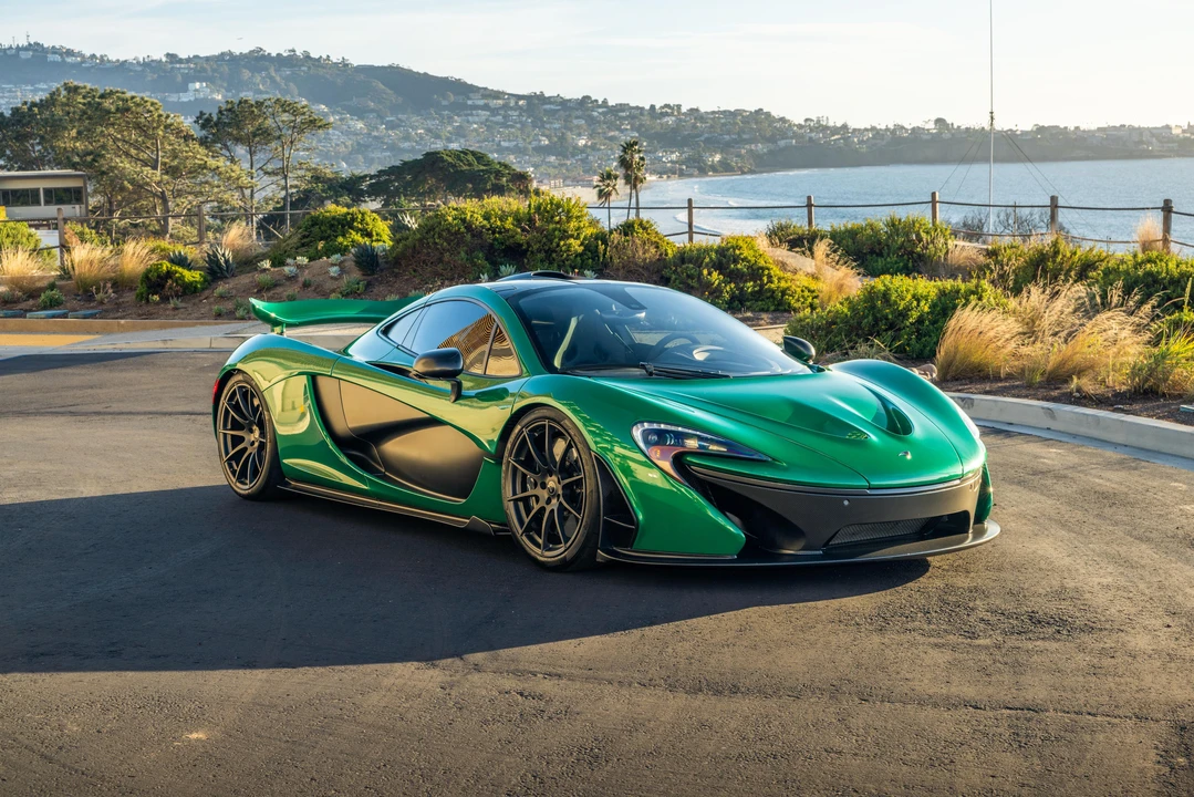 2014 McLaren P1 - Image 25 of 31