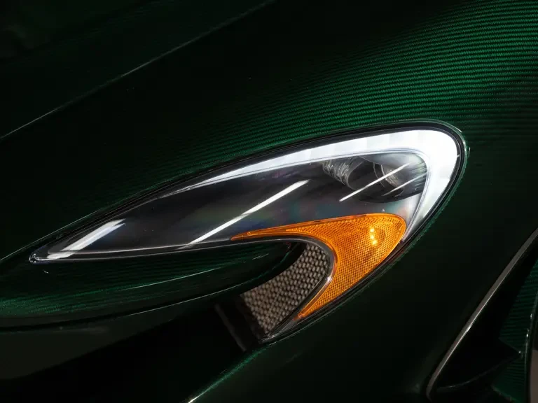 2014 McLaren P1 - Image 13 of 31