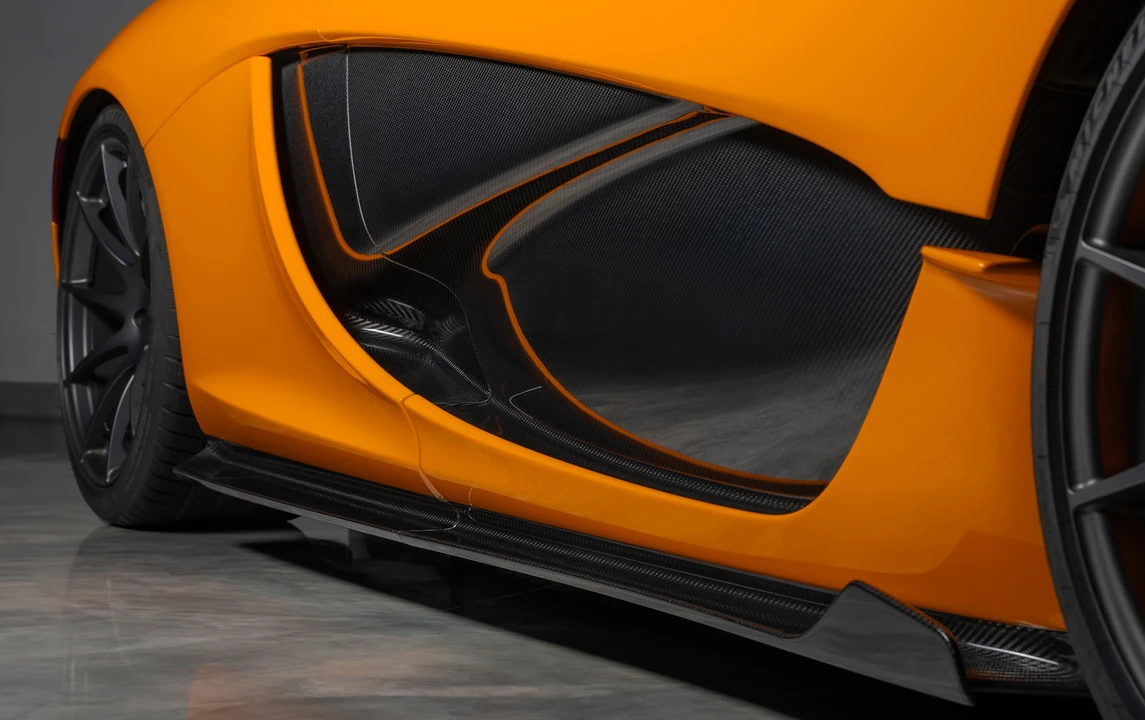 2014 McLaren P1 - Image 26 of 27