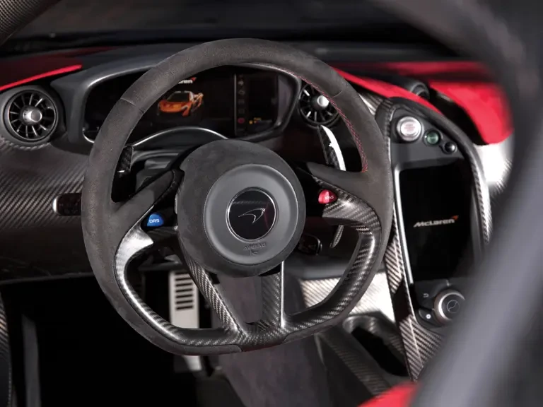 2014 McLaren P1 - Image 13 of 31
