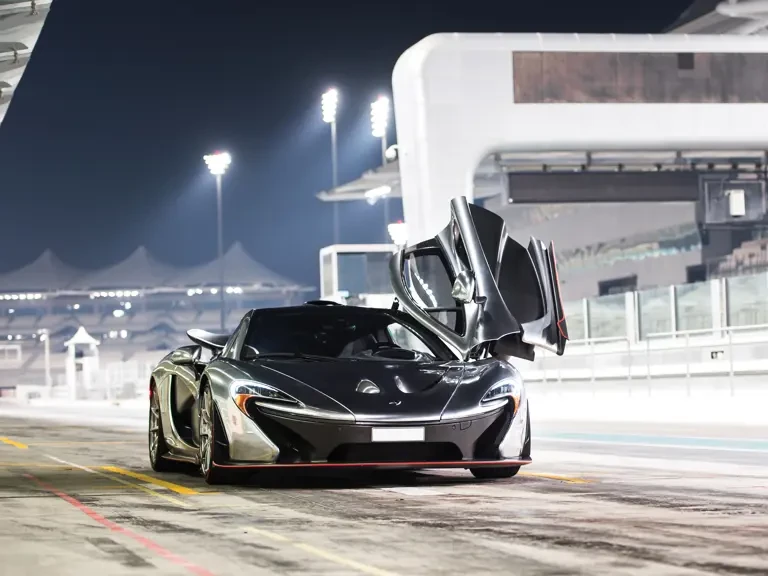 2014 McLaren P1 - Image 26 of 30