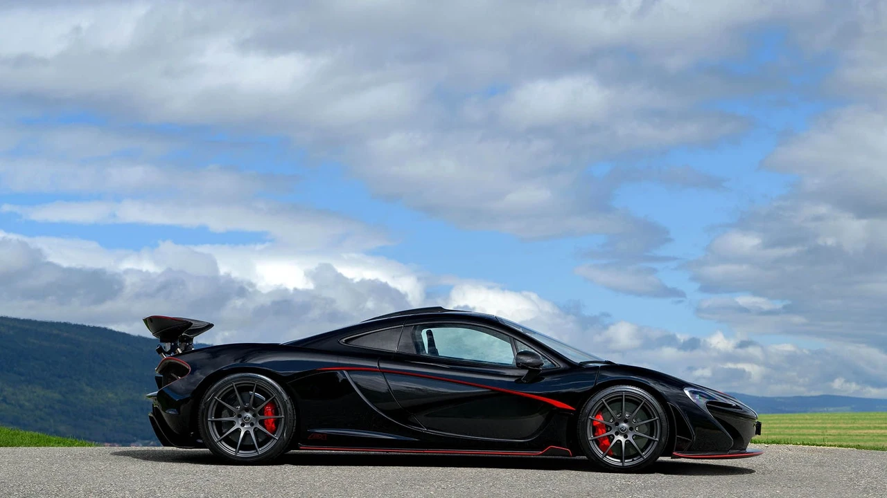 2014 McLaren P1 - Image 9 of 31