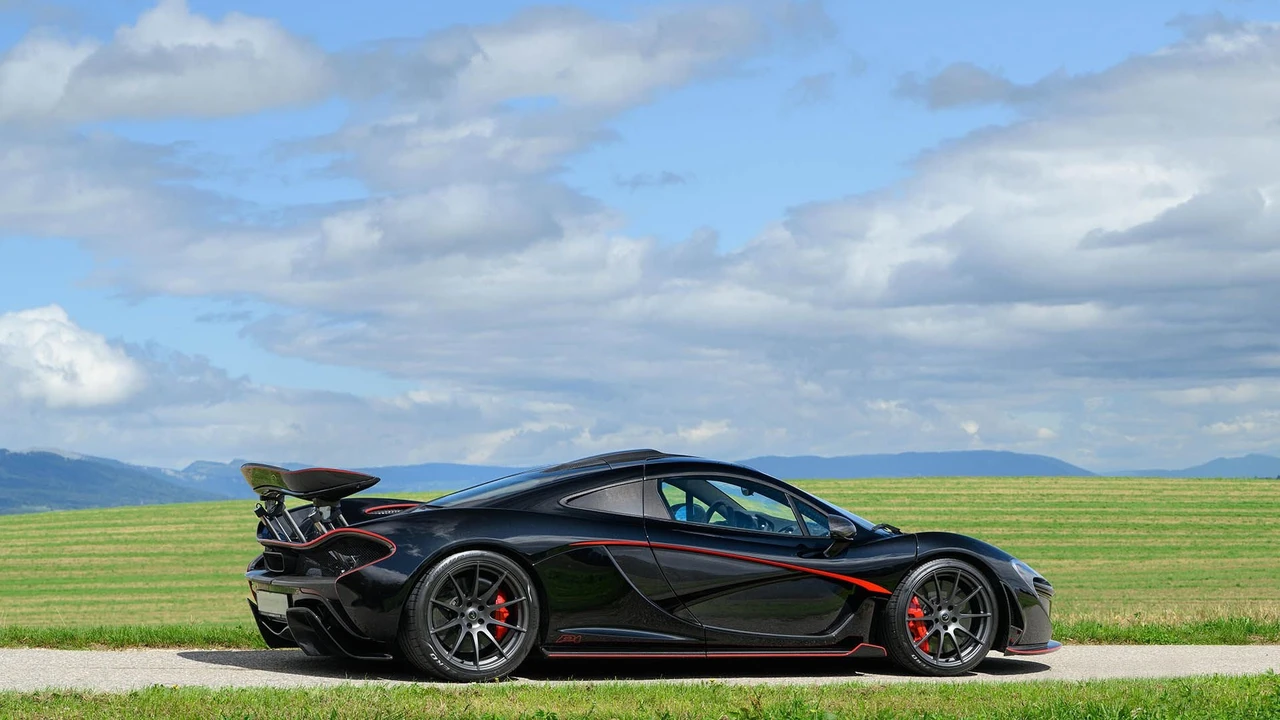 2014 McLaren P1 - Image 11 of 31