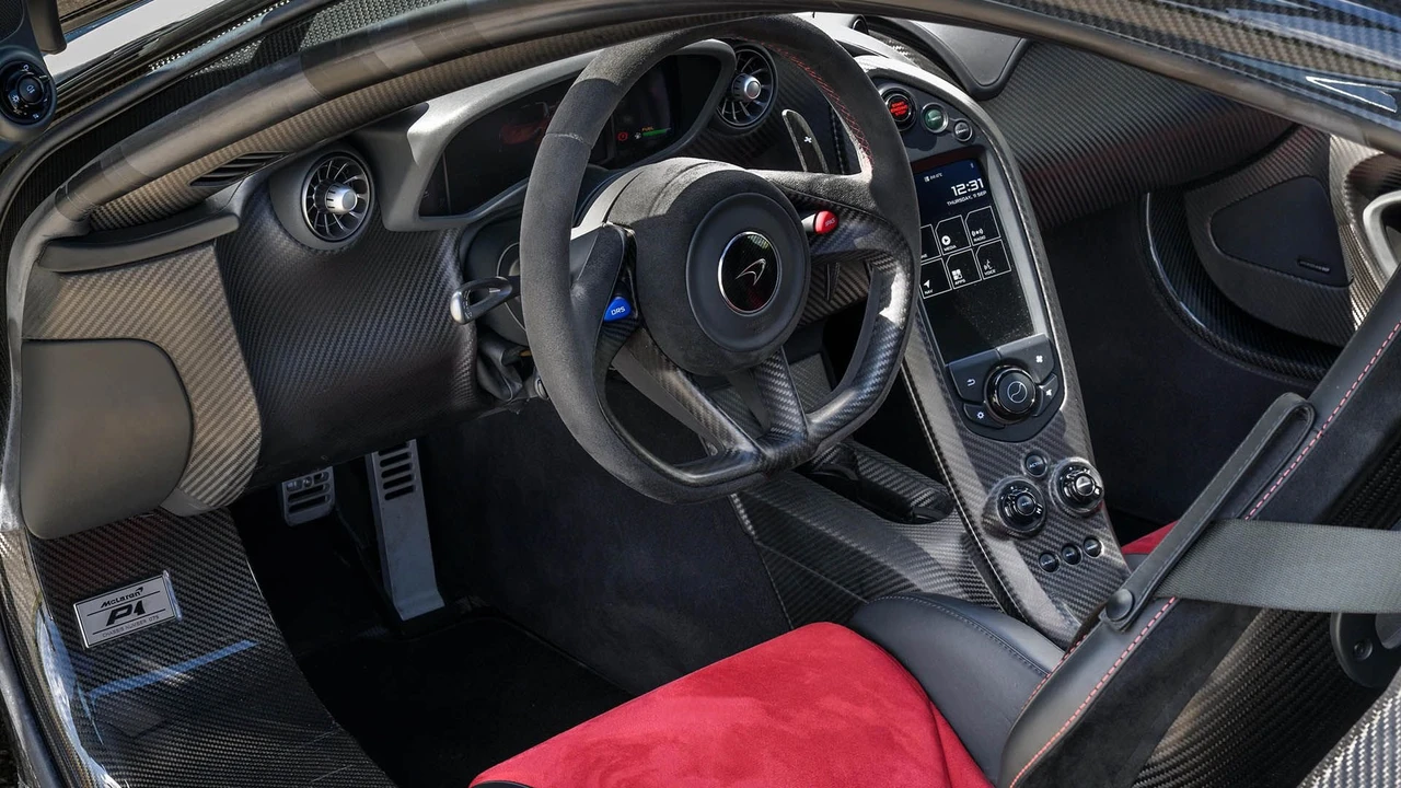 2014 McLaren P1 - Image 27 of 31