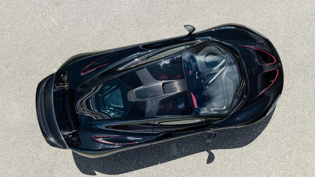 2014 McLaren P1 - Image 28 of 31