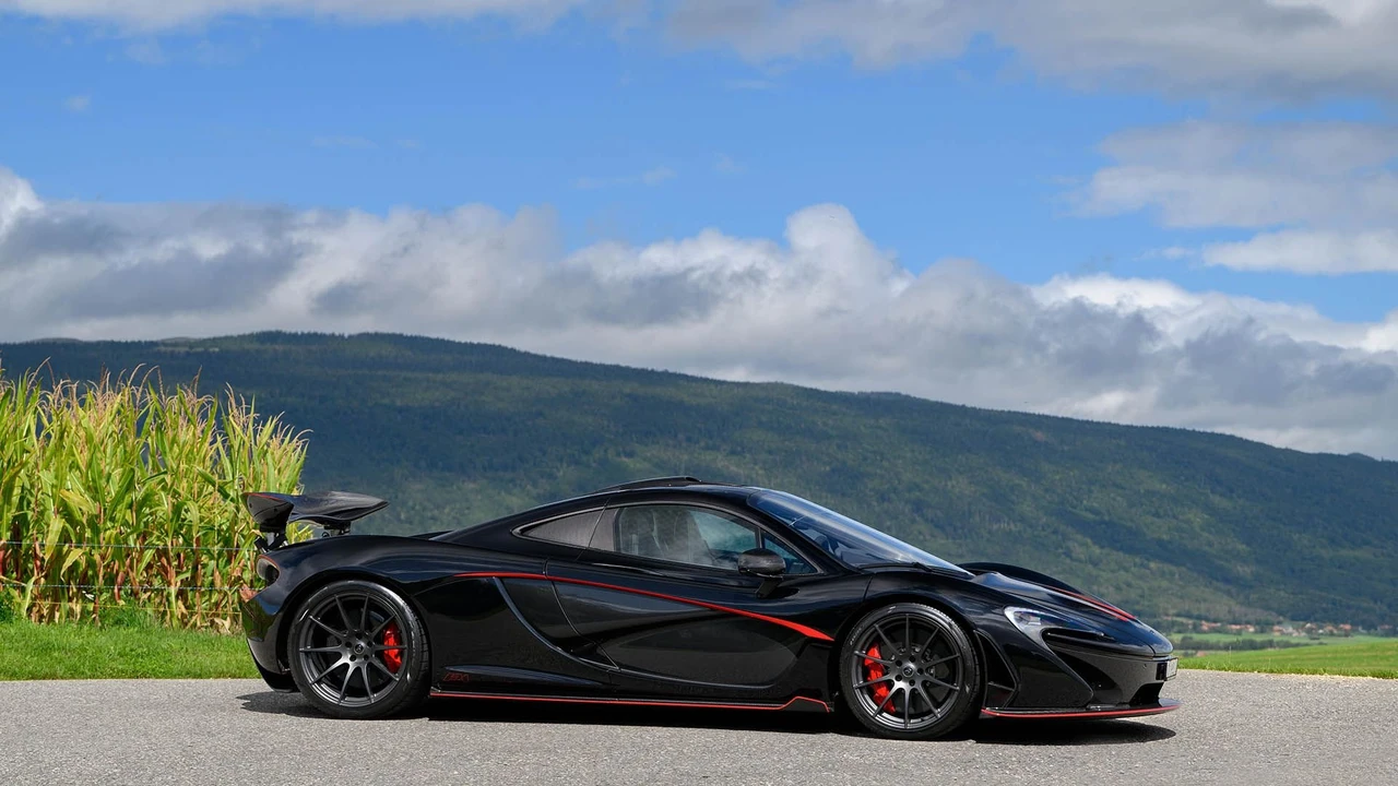 2014 McLaren P1 - Image 10 of 31