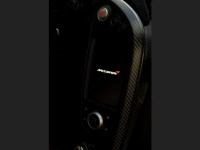2014 McLaren P1 - Image 23 of 31