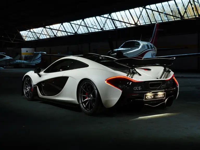 2014 McLaren P1 - Image 11 of 31