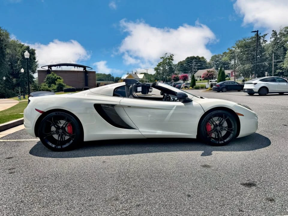2014 McLaren MP4-12C Spider - Image 5 of 11