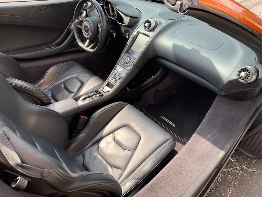 2014 McLaren MP4-12C Spider - Image 5 of 11