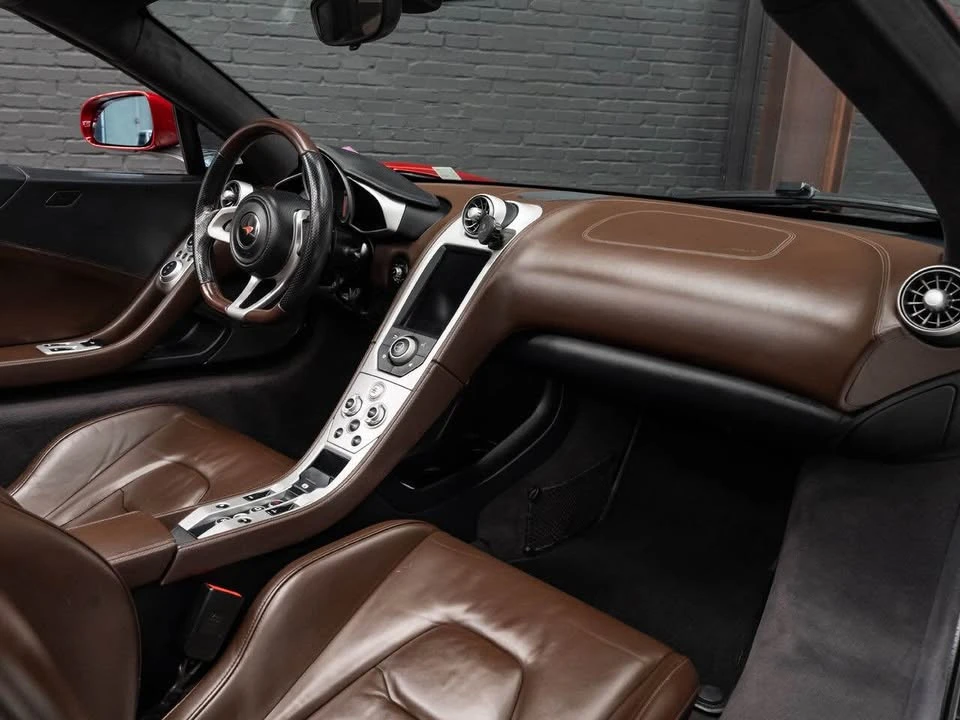 2014 McLaren MP4-12C - Image 7 of 9