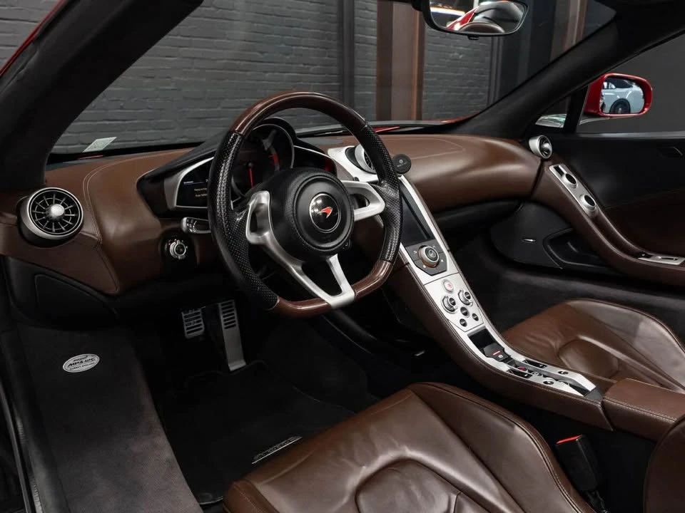 2014 McLaren MP4-12C - Image 6 of 9