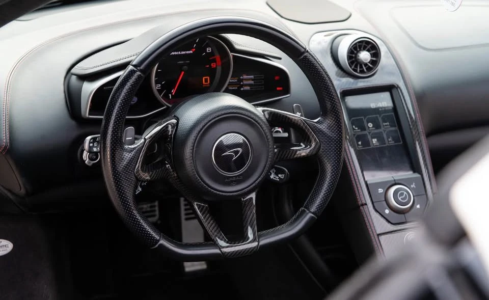 2014 McLaren MP4-12C - Image 11 of 12